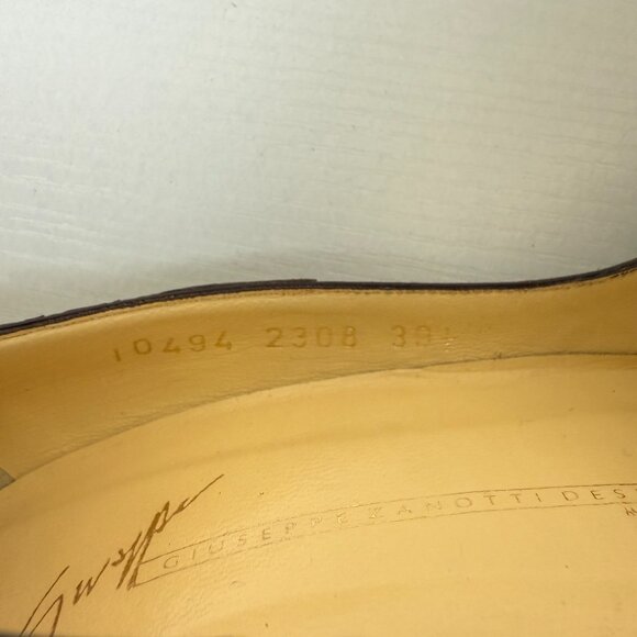 Giuseppe Zanotti Croc Embossed Leather Pointed Toe Pumps - Picture 9 of 11